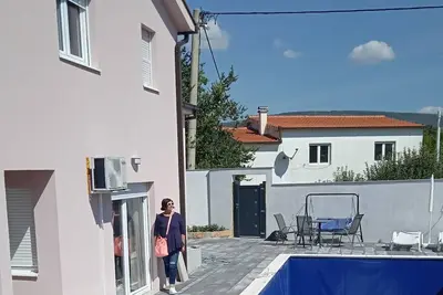 Image de Maison pour la famille avec la piscine Imotski, Zagora (K-22623)