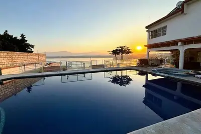 Image de Terraza del Lago