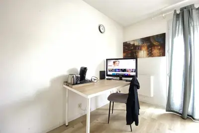 Image de Petit Studio à proximité hôpitaux et universités