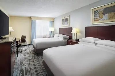 Image de 4 Budget-friendly Units Near Stonewall Mansion! Free Parking, Onsite Pool!
