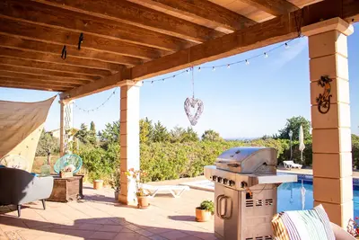 Idyllic natural finca with 12m pool & sea view
