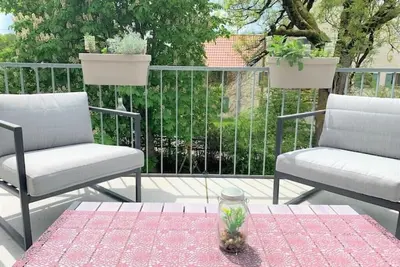Image de Appartement de vacances \"Brunnen\" Situation calme / Beaucoup de nature / 120 m²