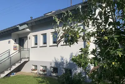 Image de Stilvolles Ferienhaus, Ruhig und Dennoch Zentral Gelegen