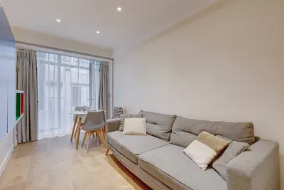 Image de 296 Suite Ponceau - Superbe Appartement à Paris.