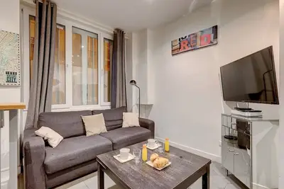 Image de 344 Suite AngoulĂŞme - Superbe Appartement Ă Paris