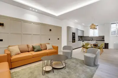 190 Suite Fontaine - Superbe Appartement à Paris.