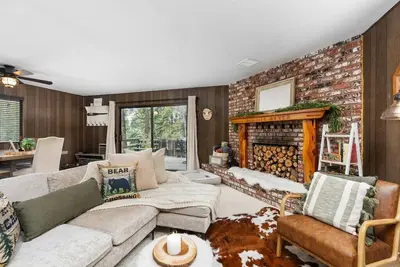 Image de Granite Haven | Family Cabin-pet friendly!