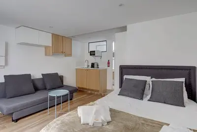 Image de 135 Suite Franck - Charmant Studio Ă Paris