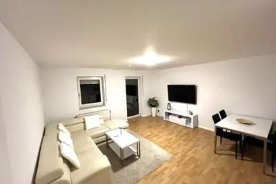 Image de Moderne Ferienwohnung in Leimen mit Balkon, Wehome Komfort
