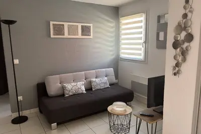 Image de Classé 3 étoiles Charmant Appartement Cosy sur Sète proche des canaux, commodités
