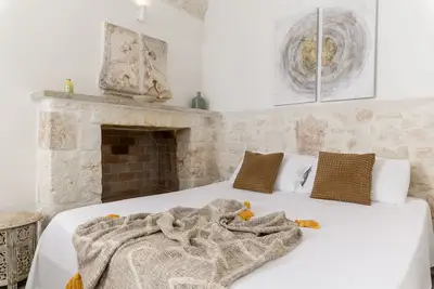 Image de 19 White Luxury Suite with Jacuzzi by Wonderful Italy