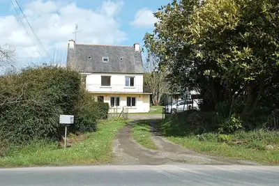 Image de Logement indépendant pour 4 à 6 personnes à l'étage d'une maison StBrieuc