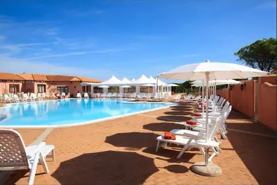 Image de App. avec piscine partagée à Vignola\/Mare Aglientu