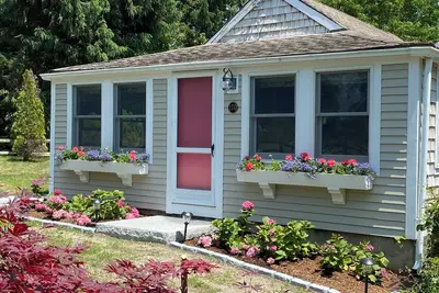 Image de Charming 2-bedroom cottage in wonderful Barley Neck area of Orleans with WiFi Ac