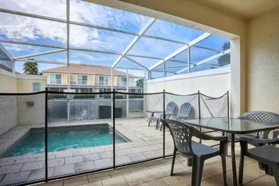 Image de Pond view pool home close to Disney Tr17508pa - 3 bedrooms - 3 bath - waterview