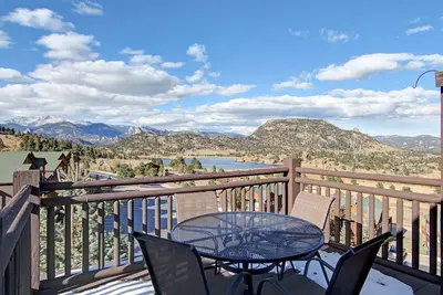 Image de Ptarmigan Mountain 202 - 2 Br Condo with Fireplace - Lake and Mountain Views