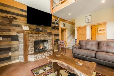 Image de Show Me Mountain Views – Gorgeous Home Near Rmnp – 20-Ncd0130
