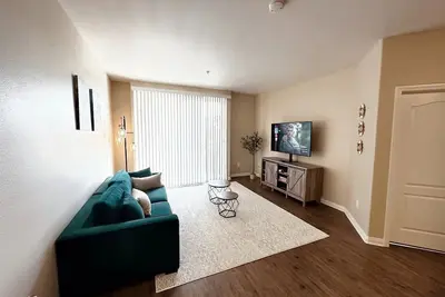 Image de Spacious comfortable 2 bed