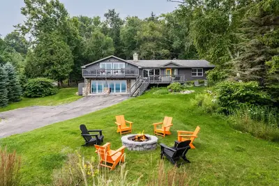 Image de Lake Charlevoix Getaway Boyne City