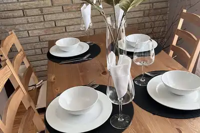 Image de Gorgeous and cozy 3 bedroom apartment near all amenities.
