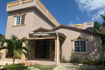 Image de Spacious 5-bedroom house in tranquil Montego Bay with Ac, WiFi