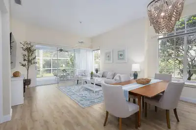Image de Spacious Villa in Prestigious University Park Country Club