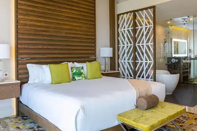 Vip Member Acces✩💎3br Paradise Loft✨Split-Level Luxury✈️Near Airport & Downtown