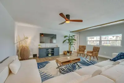 Image de Spacious 5-bedroom house in North Ft Myers Home On The Canal