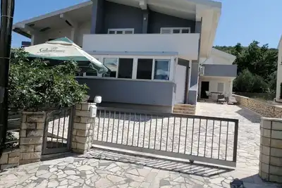 Image de Appartement de deux chambres avec le balcon et la vue sur le mer Vinjerac, Zadar (A-22585-a)
