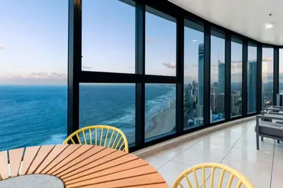 Image de Sky Home in Surfers Paradise with Panoramic Views