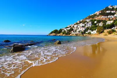 Image de Bel appartement pour 4 personnes avec piscine, Wifi, Tv et terrasse