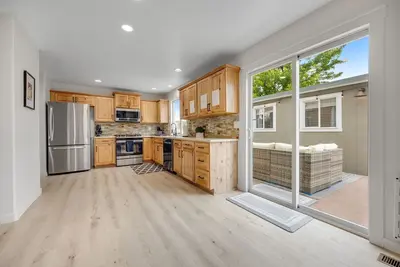 Image de Gorgeous newly remodeled 4-bedroom home with game room in Caldwell, Id