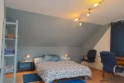 Image de Appartement 'Les Papillons' avec vue sur les montagnes, terrasse partagée et Wi-Fi