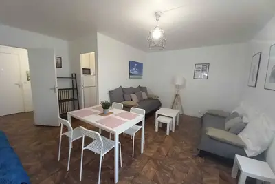 Image de St Quentin en Yvelines : Grand studio avec parking