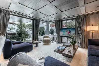 Appartement de Luxe à Courchevel: 5 Chambres, Terrasse et Service de Conciergerie