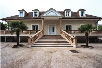 Image de Luxury villa, heated pool near Paris 2024 Olympic Games and Palace of Versailles