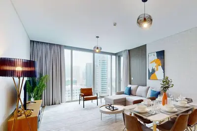 Image de 5242 Tower - Chic Two Bedroom with Marina Views