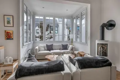 Image de 800m de la plage - grande maison pour 8