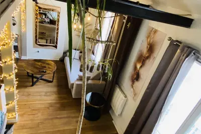 Image de Détendez-vous dans ce logement calme et élégant.