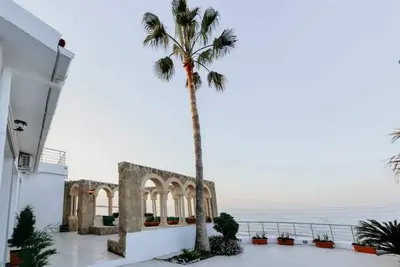 Image de Luxurianthouses Side
