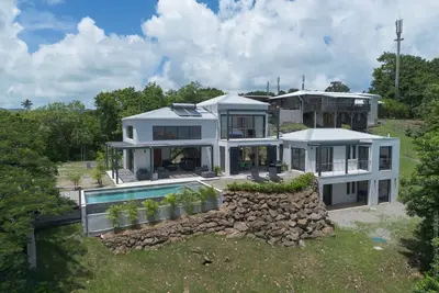 Image de Villa Lalaland, 5 chambres, à 10 mm de la Baignoire de Joséphine Martinique