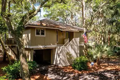 Image de Magnolia Cottage on the exclusive Seabrook Island in the Summer Winds community