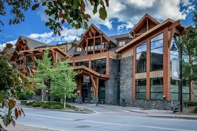Image de Beautifully Appointed Entire Condo in Canmore! \n
