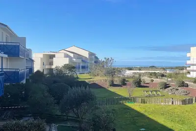 Image de T2 -Lacanau Ocean - Direct Plage-2 Piscines -Terrasse 9m2-Parking -\nREFAIT Neuf