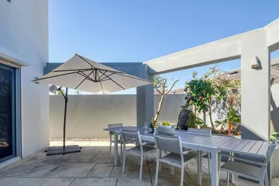 Image de Karrinyup Villa Lush Indoor Outdoor Living
