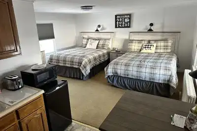 Image de Room 108 with two queen beds