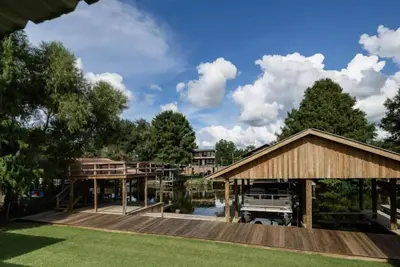 Image de Oxbow Retreat The Hidden Gem of FalseRiver, Ventress, New roads area