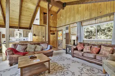 Image de Rustic Retreat at Big Bear - Spacious Family Chalet