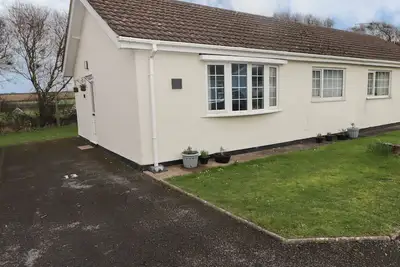 Image de 13 Gower Holiday Village, pet friendly, with a garden in Scurlage