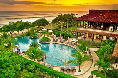 Image de Modern Luxury Villa + Pool & Beach Club Access